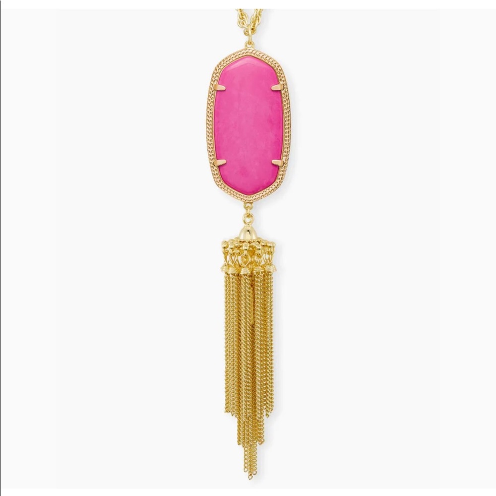 Kendra Scott Rayne pendant necklace in Magenta